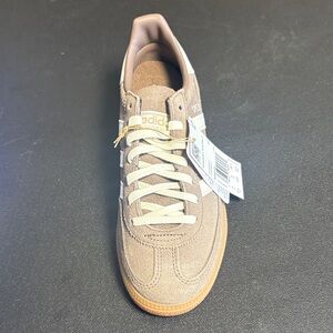 Adidas Handball Spezial J – Tan Suede – Size 4.5 (BNWT)